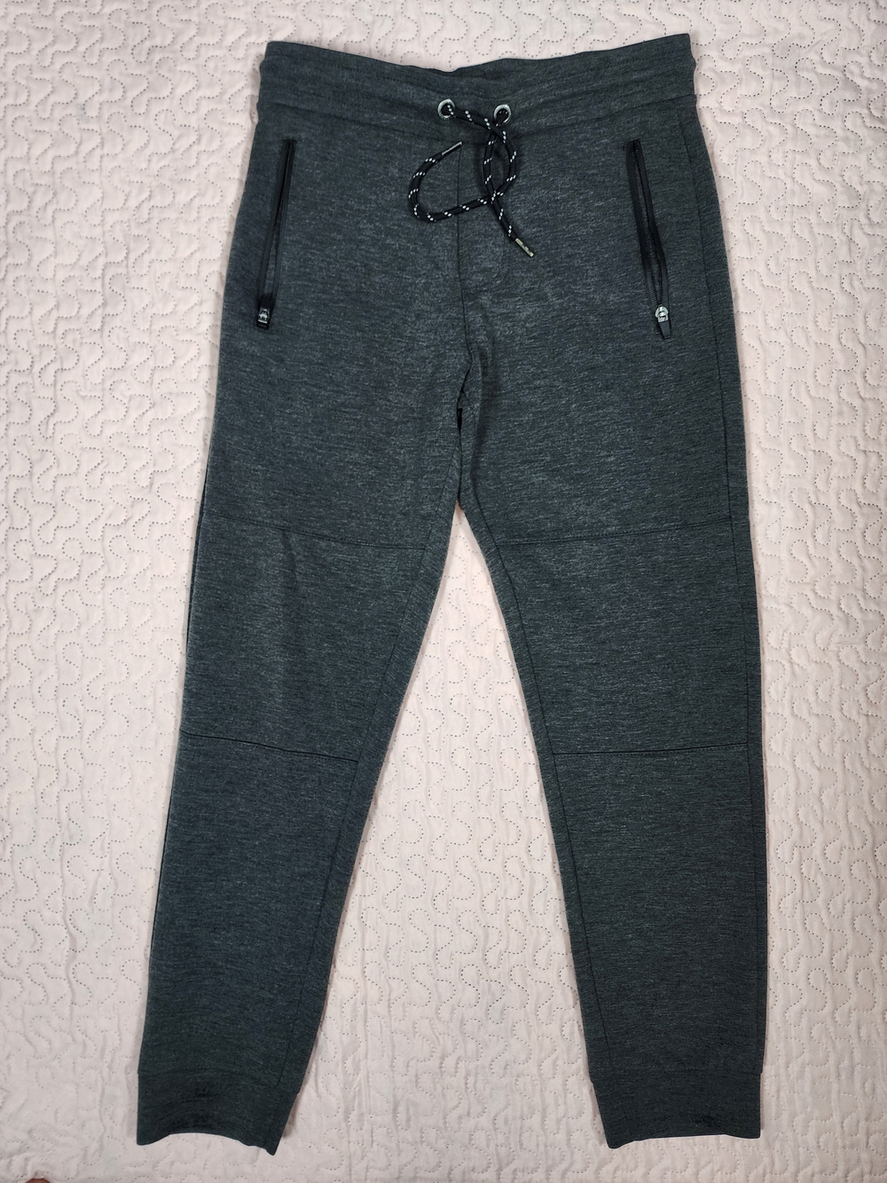 Aeropostale Charcoal Gray Men's Jogger Sweatpants with Zip Pockets